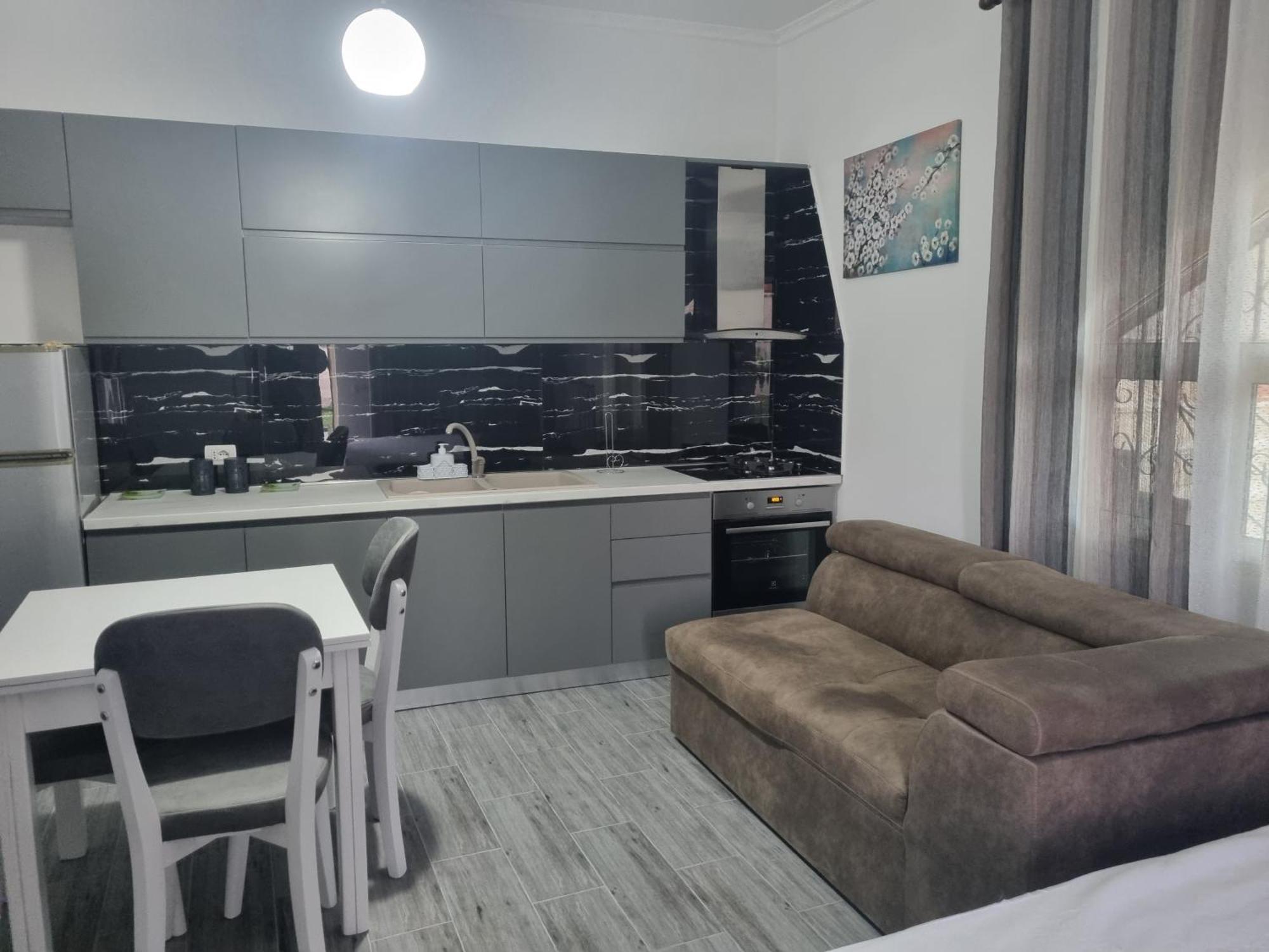 Vila Megi-Rent Room Vlorë Exterior foto