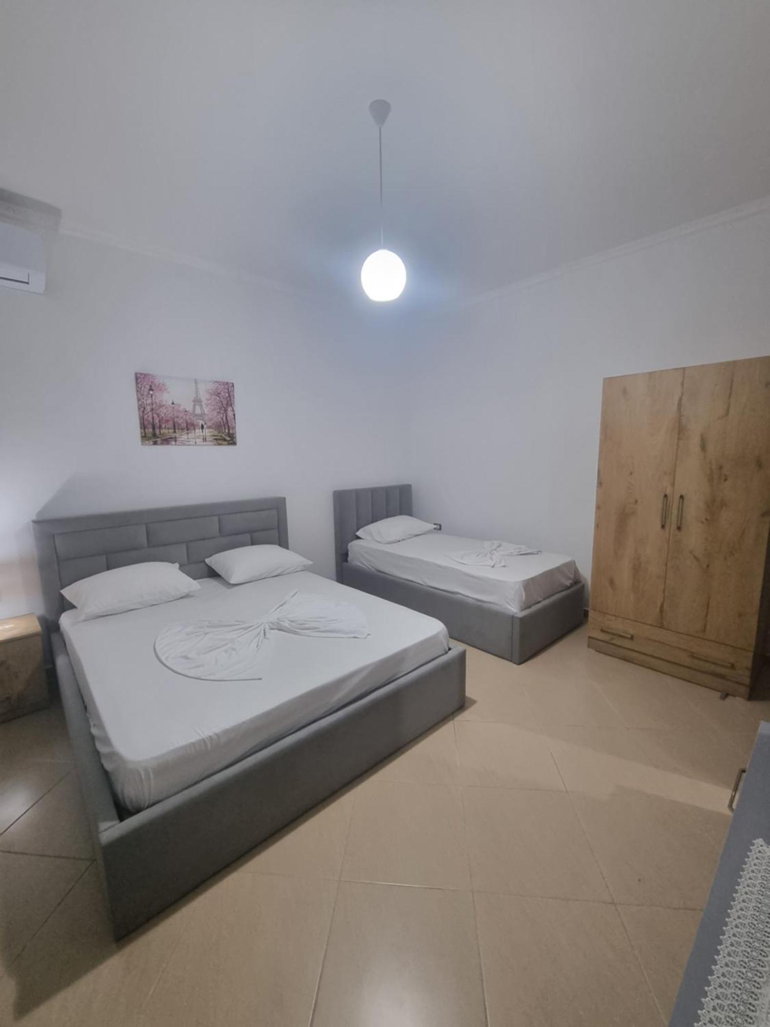 Vila Megi-Rent Room Vlorë Quarto foto